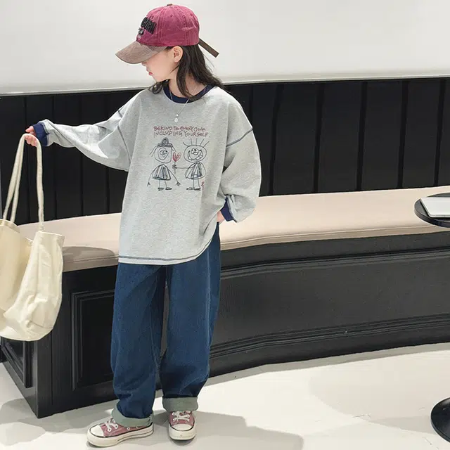 木木屋 舒适亲肤简约圆领落肩长袖卫衣青少年