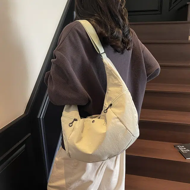 單倉 韩系简约时尚 布 单肩包 常规 男女同款情侣款 米白色/绿色/酒红色/黑色
