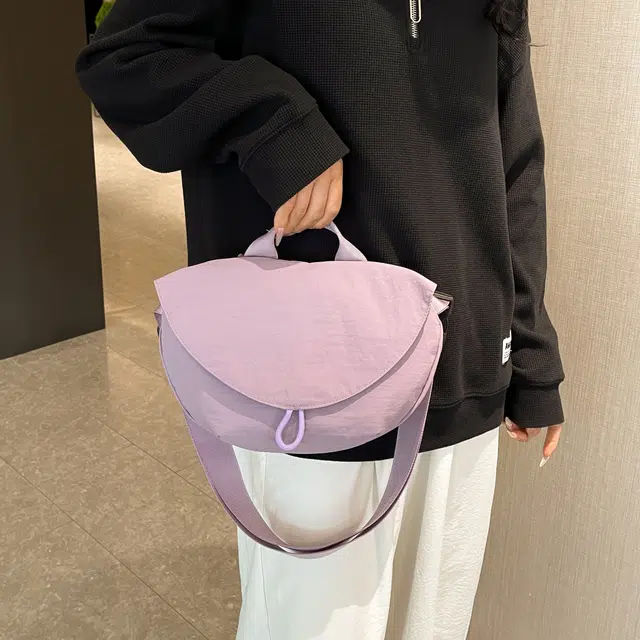 單倉 休闲简约轻便运动 尼龙布 斜挎包 男女同款情侣款 米白色/黑色/紫色/卡其色/绿色