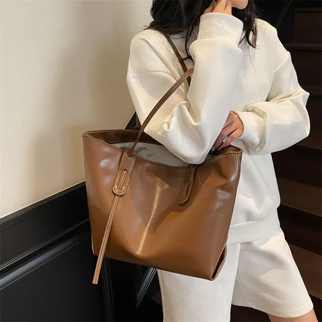 PU Tote