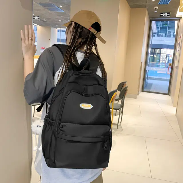 單倉 日系高颜值简约设计通勤百搭 尼龙 双肩包 常规 男女同款情侣款 多色