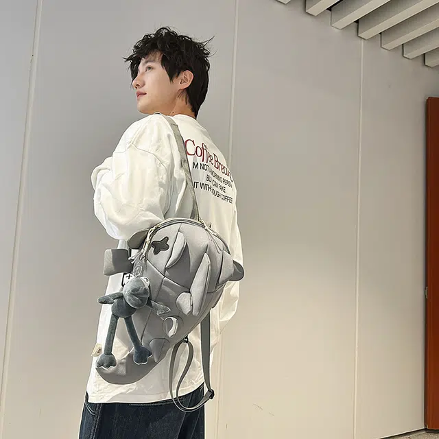 單倉 高颜值设计可爱鲨鱼学生书包潮流通勤百搭 尼龙 背包双肩包 男女同款情侣款 白色/灰色/黑色