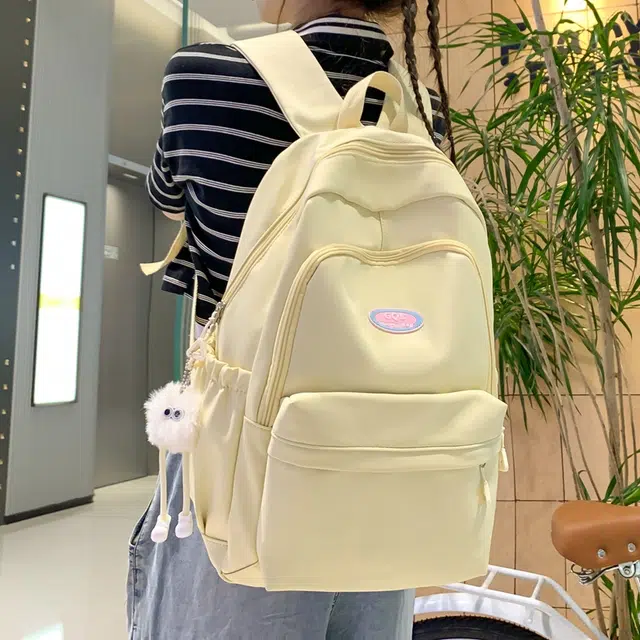 單倉 日系高颜值简约设计通勤百搭 尼龙 双肩包 常规 男女同款情侣款 多色