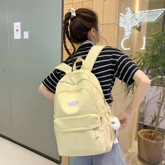 單倉 日系高颜值简约设计通勤百搭 尼龙 双肩包 常规 男女同款情侣款 多色