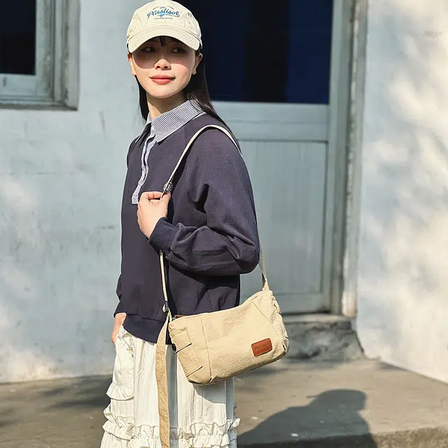 單倉 简约设计百搭时尚 尼龙 单肩包 常规 男女同款情侣款 白色/绿色/卡其色/黑色