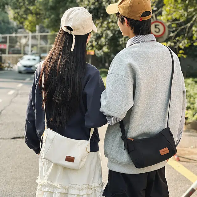單倉 简约设计百搭时尚 尼龙 单肩包 常规 男女同款情侣款 白色/绿色/卡其色/黑色
