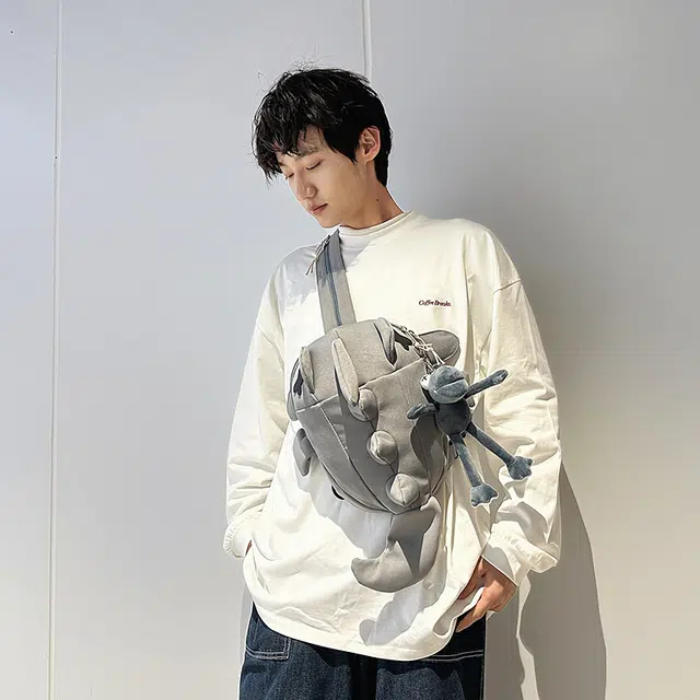 單倉 高颜值设计可爱鲨鱼学生书包潮流通勤百搭 尼龙 背包双肩包 男女同款情侣款 白色/灰色/黑色