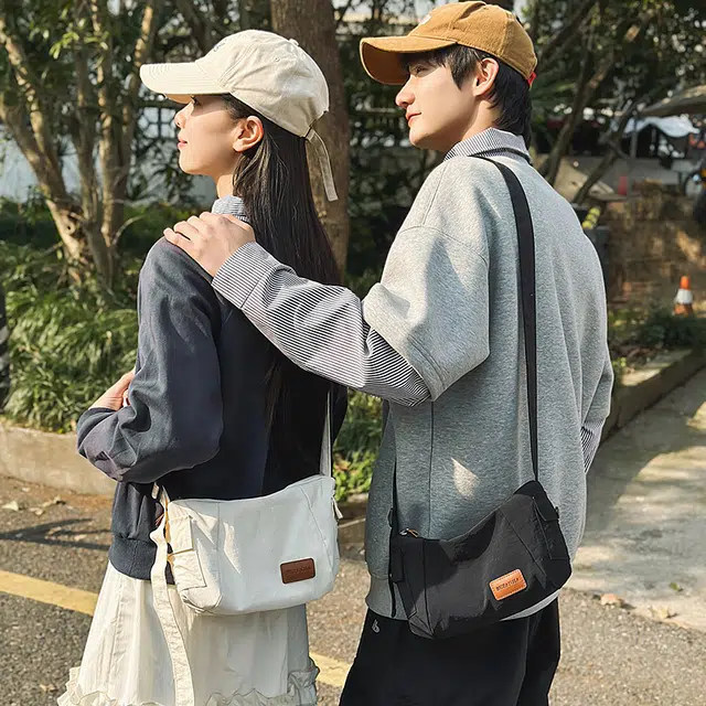 單倉 简约设计百搭时尚 尼龙 单肩包 常规 男女同款情侣款 白色/绿色/卡其色/黑色