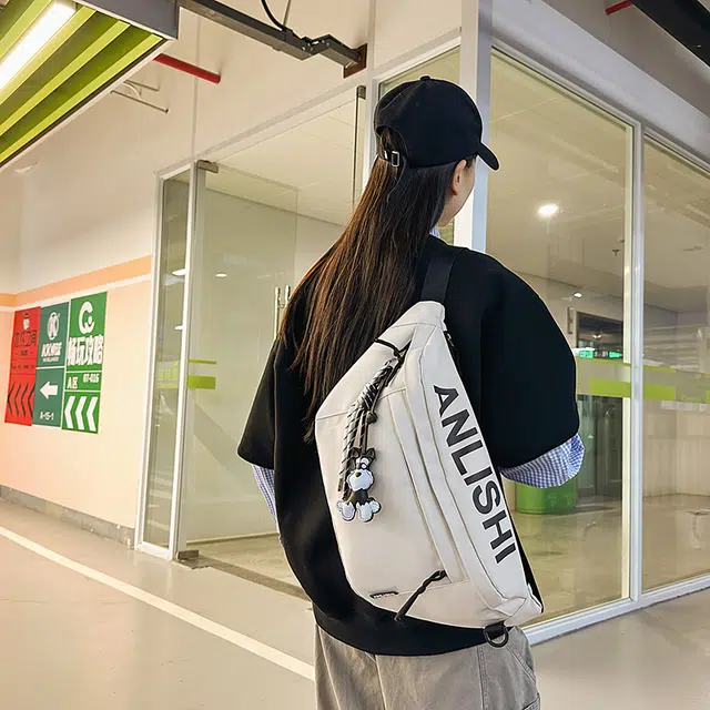 單倉 时尚简约潮流 尼龙 胸包 男女同款情侣款 白色/卡其色/灰色/黑色
