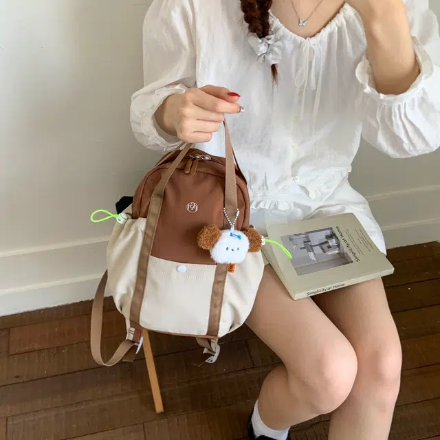 單倉 多巴胺拼接高颜值时尚设计轻便耐磨学院风背包初高中学生大容量通勤百搭书包 帆布 双肩包 常规 男女同款情侣款 卡其色/蓝色/紫色