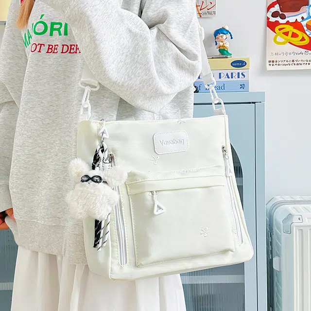 單倉 高颜值彩色时尚设计学院风通勤百搭腋下斜挎包初高中轻便耐磨手提包 尼龙 托特购物袋单肩包 常规 女款 白色/粉色/黄色/蓝色/黑色