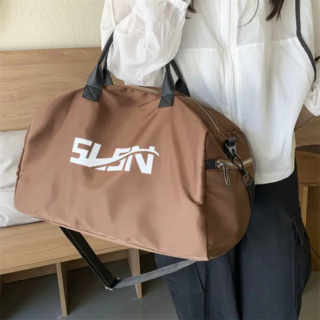 單倉 旅行短途出差运动游泳 尼龙 斜挎包 男女同款情侣款 灰色/黑色/藏青色/咖色