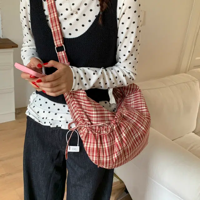 單倉 格纹抽绳轻便休闲日常通勤腋下包 布 单肩包 常规 女款 红色/蓝色/黑色