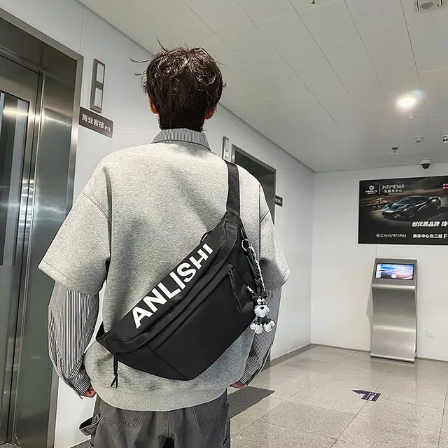 單倉 时尚简约潮流 尼龙 胸包 男女同款情侣款 白色/卡其色/灰色/黑色