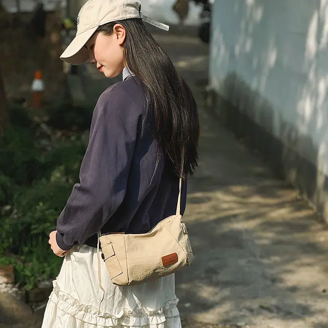 單倉 简约设计百搭时尚 尼龙 单肩包 常规 男女同款情侣款 白色/绿色/卡其色/黑色