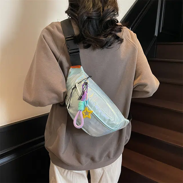 單倉 小众感炫彩变色时尚休闲 尼龙 单肩斜挎手机包腰包胸包 常规 男女同款情侣款 紫色/米白色/绿色