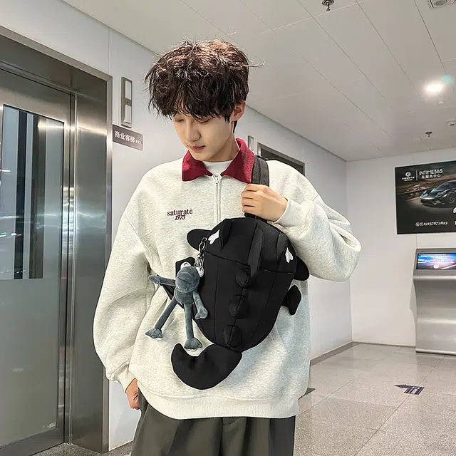 單倉 高颜值设计可爱鲨鱼学生书包潮流通勤百搭 尼龙 背包双肩包 男女同款情侣款 白色/灰色/黑色
