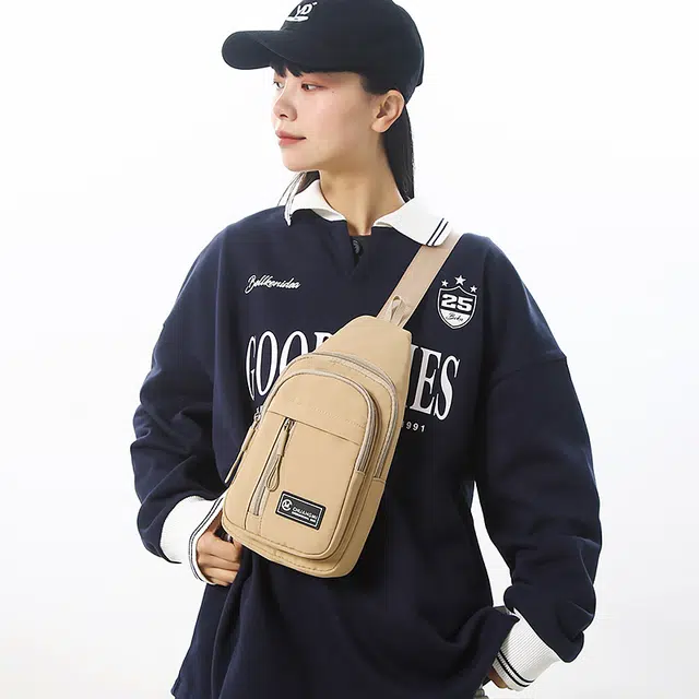 單倉 潮流简约 尼龙 胸包 男女同款情侣款 米白色/黑色/卡其色/绿色
