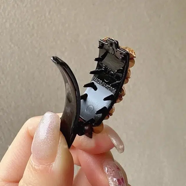水中玉 轻奢炫彩闪钻夹子高级感刘海侧边夹前额鸭嘴夹发卡头饰 亚克力 发夹 女款