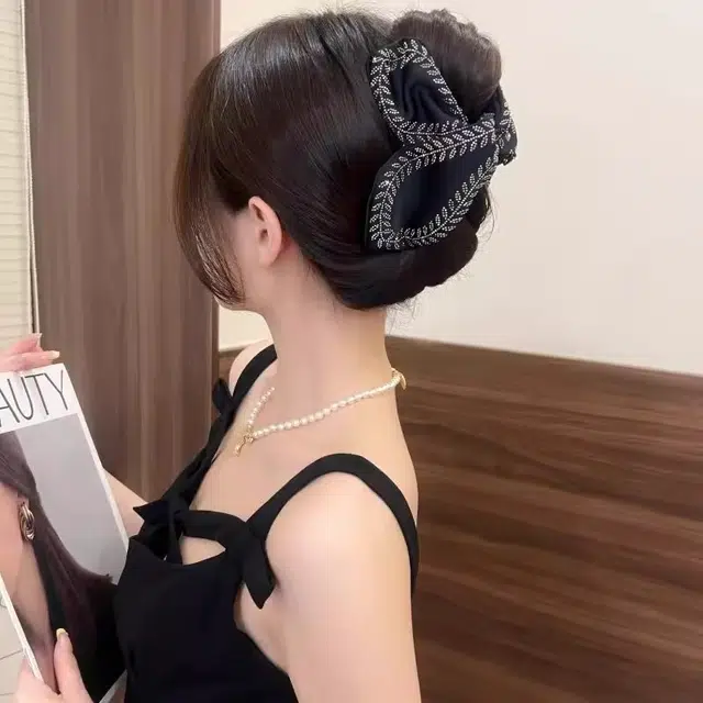 水中玉 轻奢麦穗后脑勺三角大号发量多鲨鱼盘发 亚克力 发夹 女款