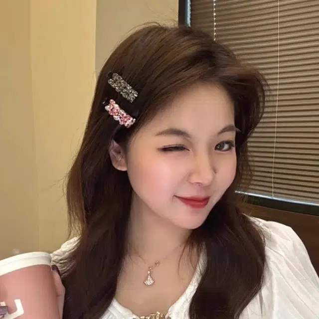水中玉 轻奢炫彩闪钻夹子高级感刘海侧边夹前额鸭嘴夹发卡头饰 亚克力 发夹 女款