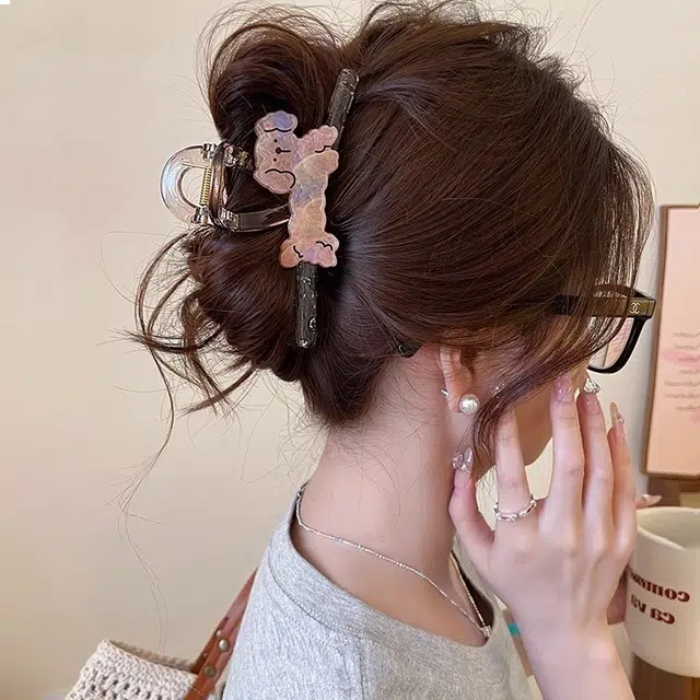 水中玉 卡通小狗抓夹高级感后脑勺夹子鲨鱼夹盘发发卡头饰 亚克力 发夹 女款
