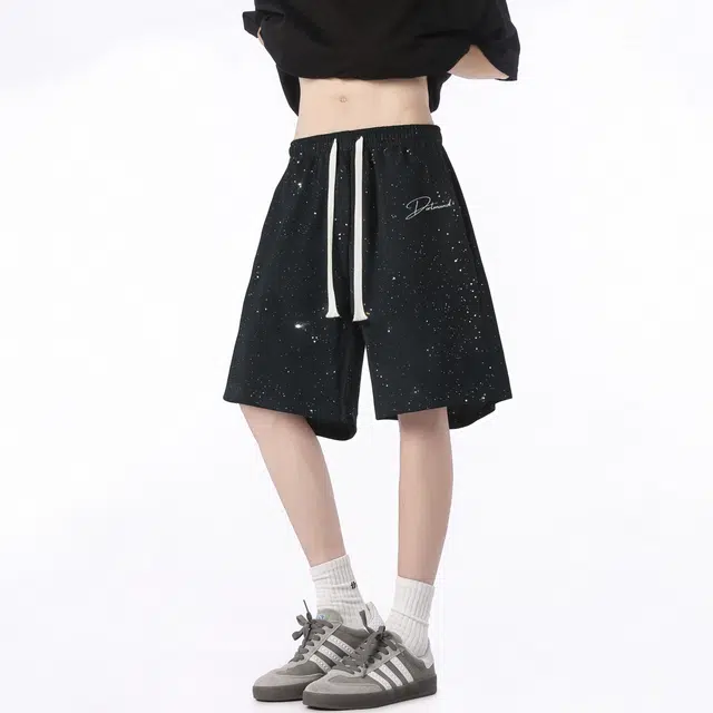 普鲁士多特蒙德 美式复古街头简约基础满天星设计手写花体潮牌印花宽松舒适百搭时尚潮流通勤透气凉感吸湿排汗速干抽绳运动五分休闲短裤 男女同款