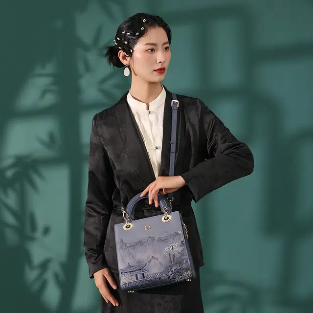 古伊西 亭台望岳 新中式国风刺绣手提包牛皮斜挎包 女款 黛蓝
