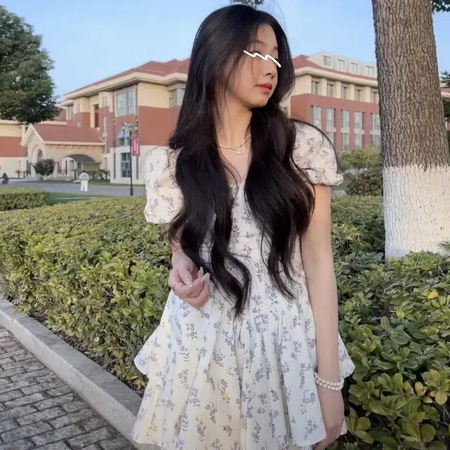 法式温柔仙女风方领高腰双层蛋糕短袖连衣裙 女款 白色底紫碎花