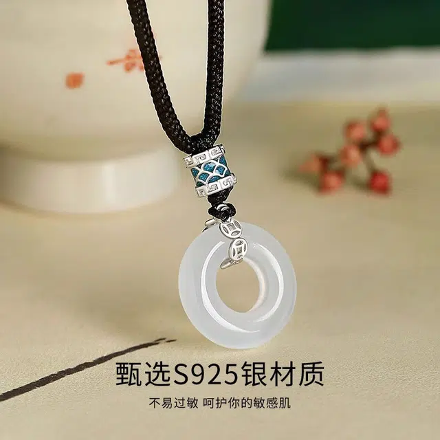 凤祥囍事 老凤祥 鸿运龙鳞平安扣 招财纳福 平安转运上岸 时尚小众新中式 高级设计极简百搭显气质优雅 #好运 玉髓 项链 男女同款情侣款