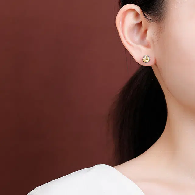 凤祥囍事 财源滚滚 小众设计  轻奢精致高级感 招财纳福 黄水晶 耳钉 女款