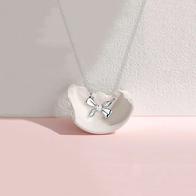 999
