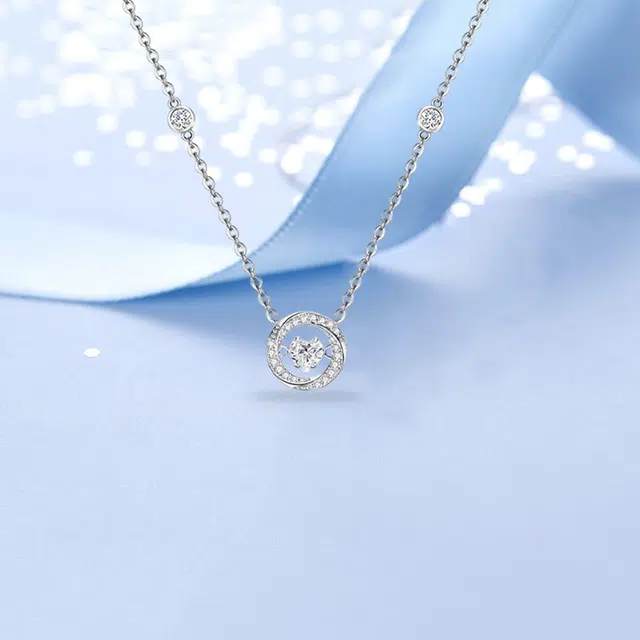 【999足银|原创首发】 凤祥囍事 老凤祥 莫比乌斯跳动的心 爱意循环爆闪吊坠锁骨链 女朋友闺蜜纪念日周年礼精美礼盒#好运 纯银 项链 女款