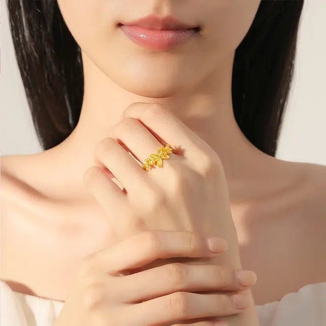 中国珠宝 四叶花 小众设计轻奢时尚高级感 在逃公主时尚单品 甜美浪漫 可爱唯美创意  通勤显气质 足金 按克计价 黄金戒指 女款