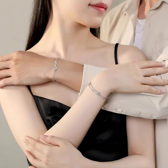 S925