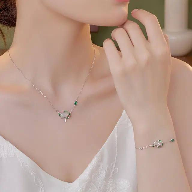 s925