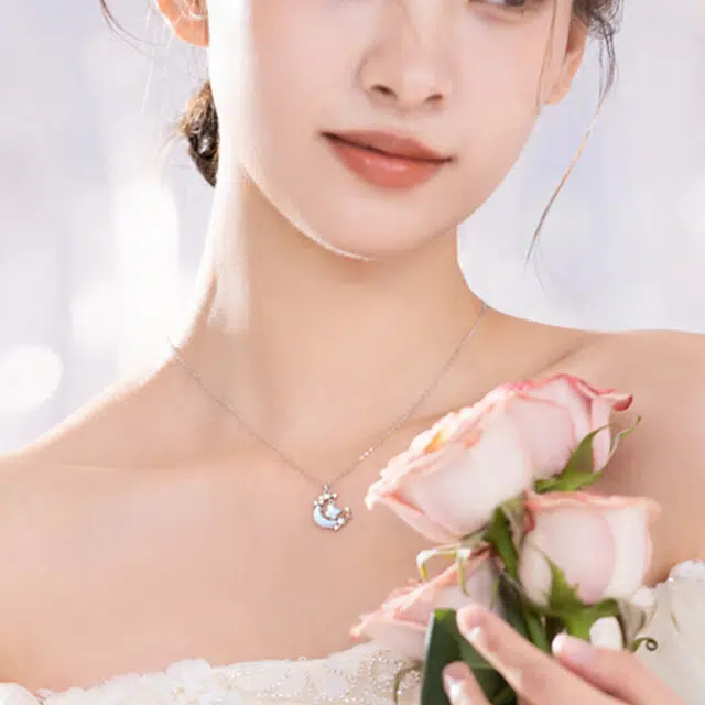 S925