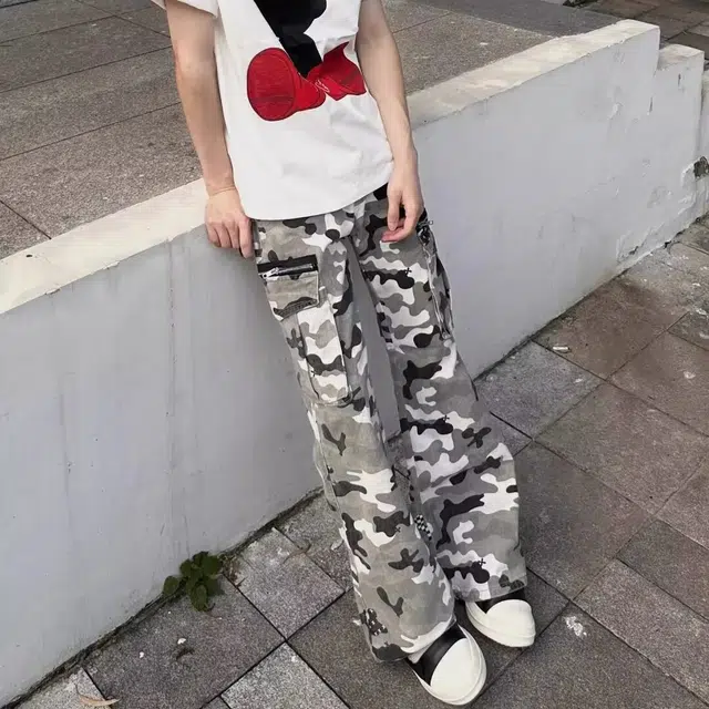 TLONELY1 VIBE