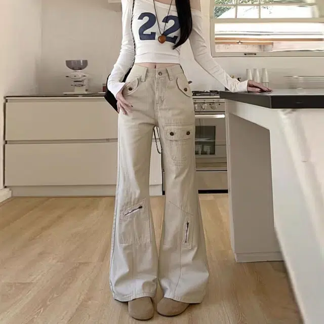 TLONELY1 ins