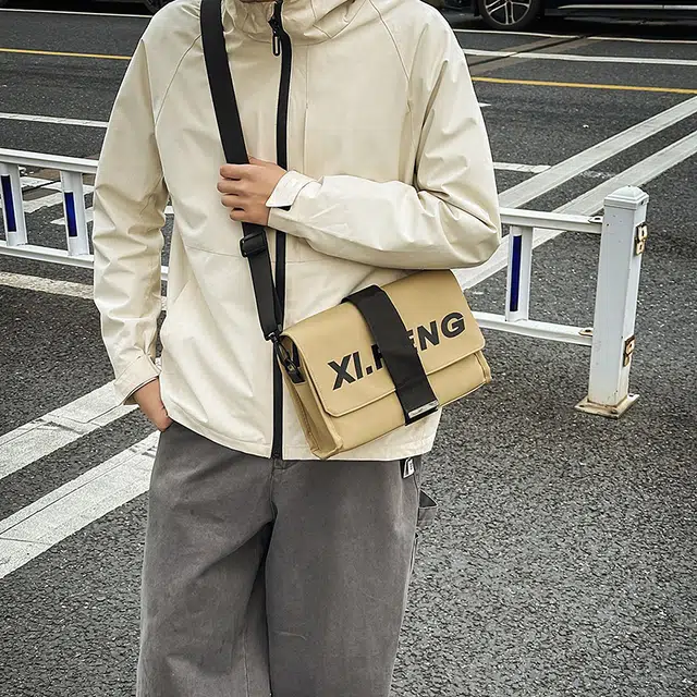 雅鹿 复古工装上课休闲旅行 尼龙布 单肩斜挎包 男女同款情侣款 多色