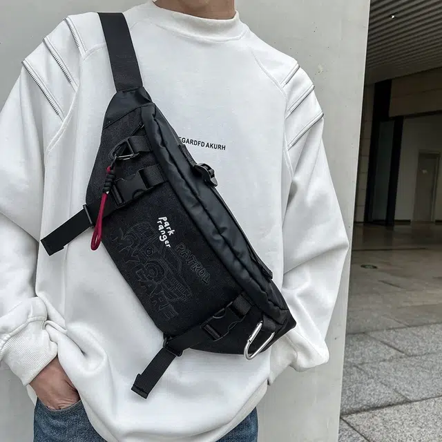 雅鹿 复古工装高级感潮流高街时尚 帆布 单肩包 男女同款情侣款 多色