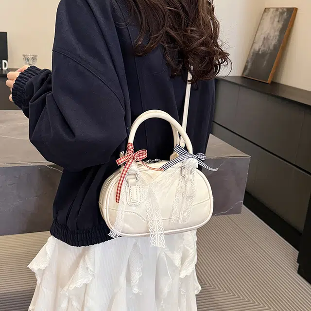 ins PU