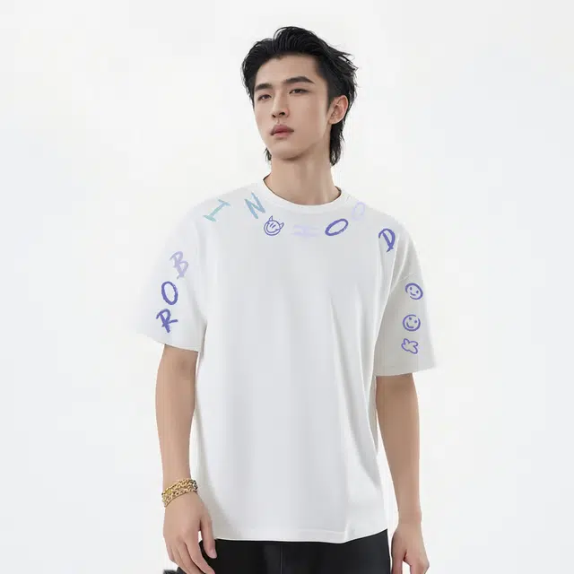 ROBINHOOD logoT T