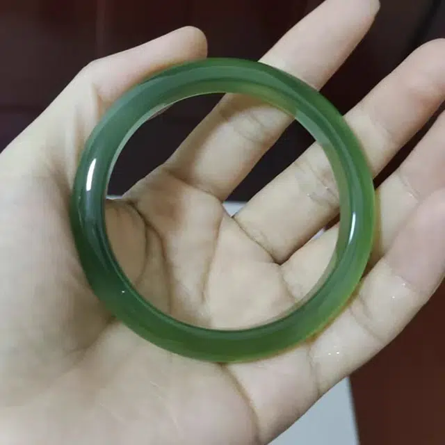 喜福礼 跨年圣诞新春礼高端绿茵茵高级感温婉 玉髓 手镯 女款
