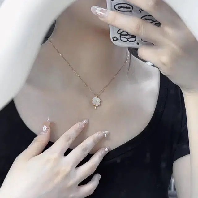 S925