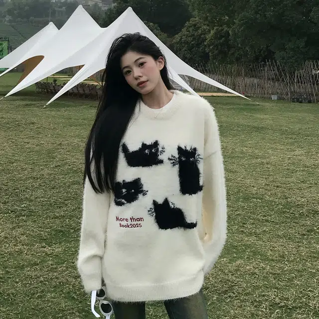 ZEXO Cat Pattern Knit Sweater
