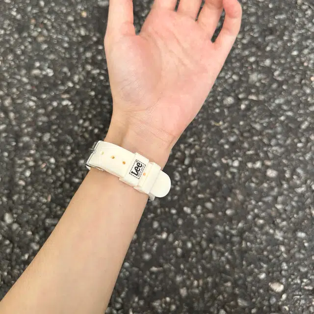 Lee