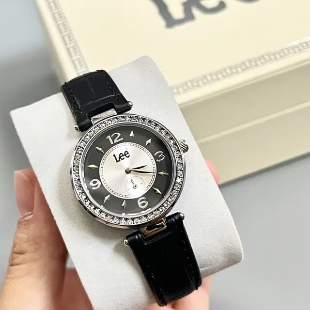 LEE insM498