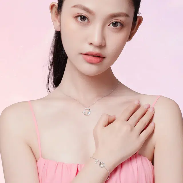 S925