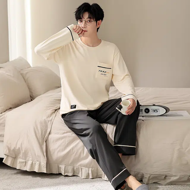 梦特娇 简约可外穿圆领长袖休闲长裤家居服纯棉保暖 舒适亲肤透气青年学生宽松百搭上衣睡衣套装 秋冬季 男款 两件套 米白色